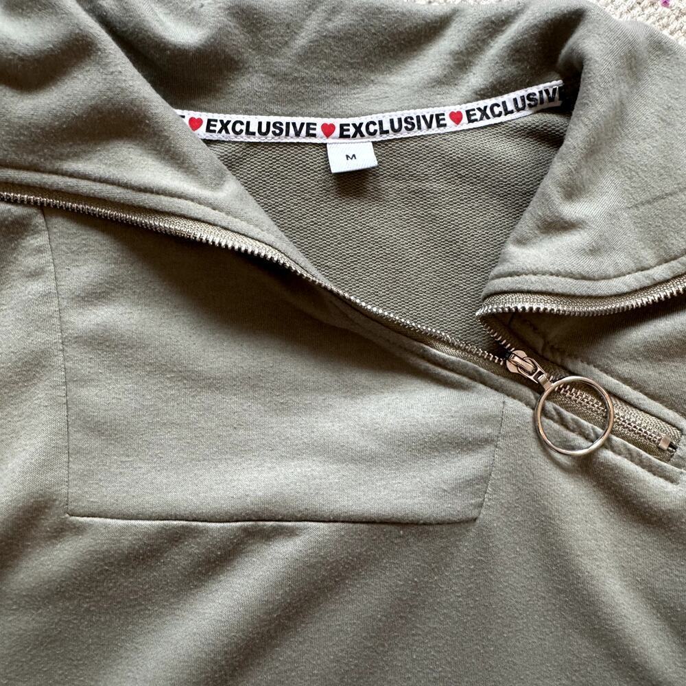 Olive Green Zip Neck Pullover Sweatshirt Women's Size Medium - Picture 3 of 4